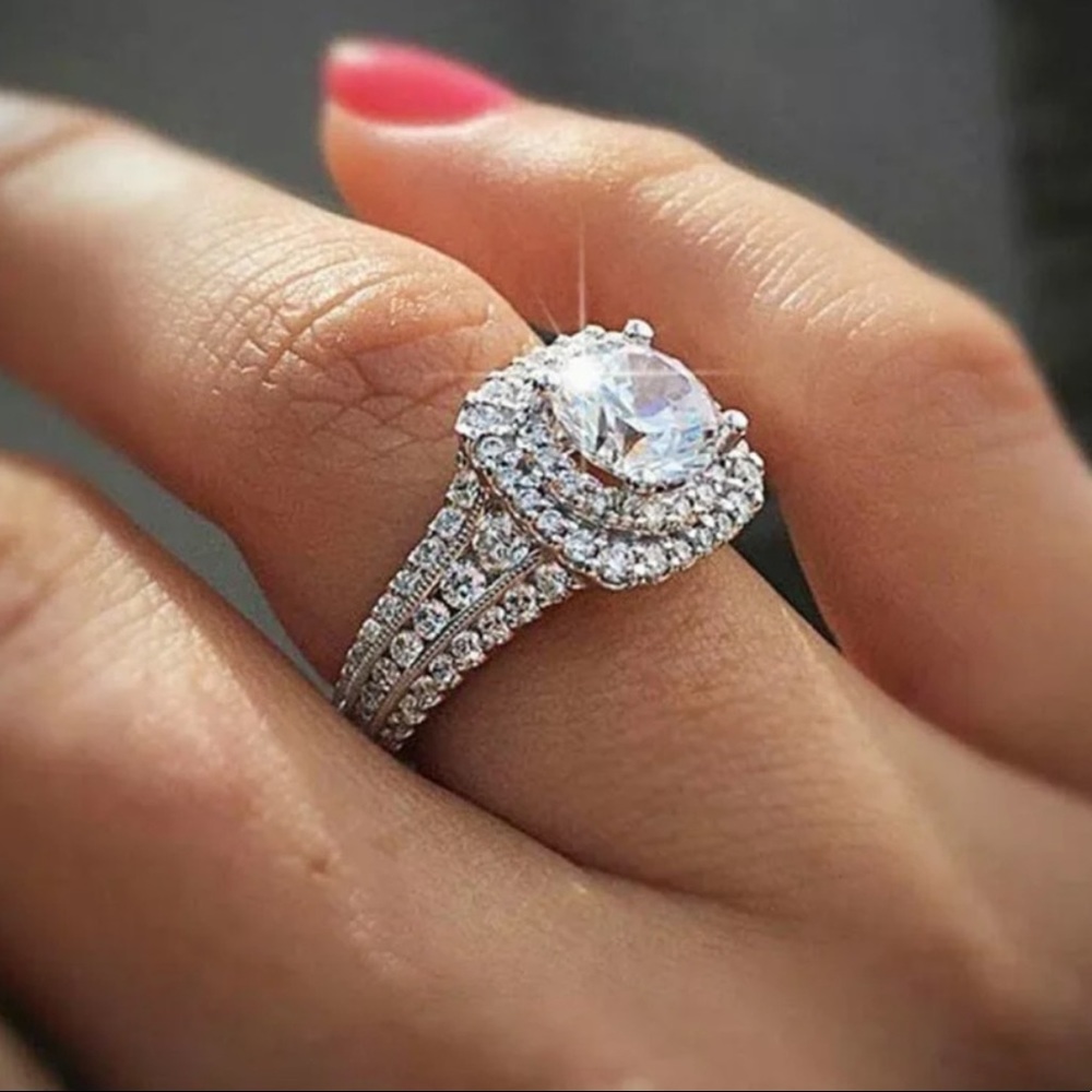 New sunshine 925 stamped white sapphire ring - Picture 4 of 5
